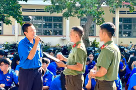 Trang bị kỹ năng bảo vệ bản thân trên không gian mạng cho học sinh 