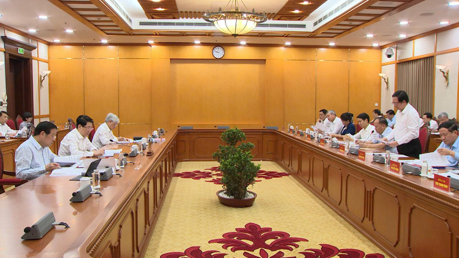 Quang cảnh buổi làm việc. Ảnh: Trung Nghĩa z6942900361472-d1aa9dbedea2d8377db694a4a3511b8f.jpg