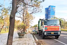 Các đơn vị tập trung khắc phục các công trình xử lý chất thải sau cơn bão số 13.