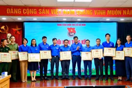 Tỉnh đoàn Gia Lai được tặng bằng khen vì thành tích xuất sắc trong Chiến dịch Thanh niên tình nguyện hè.