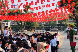 Quy Nhơn Bắc: Tuyên truyền, phổ biến kiến thức về phòng cháy chữa cháy tại Trường THPT Hùng Vương