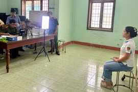 Gia Lai phấn đấu hoàn thành cấp, đổi thẻ đảng viên trước ngày 22-8