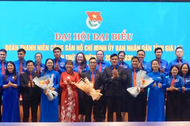 Ban Chấp hành Đoàn UBND tỉnh khóa I, nhiệm kỳ 2025-2030 ra mắt Đại hội.