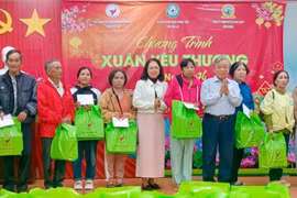 Gia Lai: Mang “Xuân yêu thương” đến bệnh nhân nghèo.