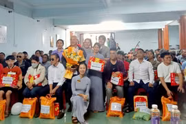 Quang cảnh chương trình. Ảnh: ĐVCC