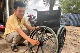 9 năm, hơn 100 chiếc xe lăn và hành trình trao gửi yêu thương