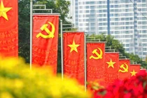 Tự hào về Đảng quang vinh và nguyện một lòng theo Đảng