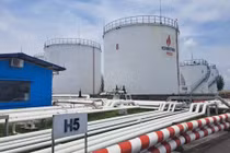 Xăng E10: Việt Nam có thể chi tỷ USD nhập ethanol mỗi năm