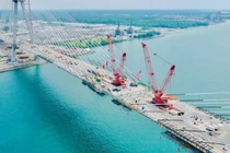 Tổng thống Mỹ dọa ngăn khánh thành cây cầu nối liền Mỹ với Canada