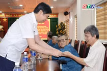 Điểm tin trưa: Trao quà của Tổng Bí thư, Chủ tịch nước Tô Lâm cho người có công tại Gia Lai