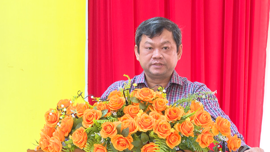 Ông Trần Kim Kha - Giám đốc Sở Khoa học và Công nghệ tỉnh Gia Lai trình bày chương trình hành động. Ảnh: X.Đ