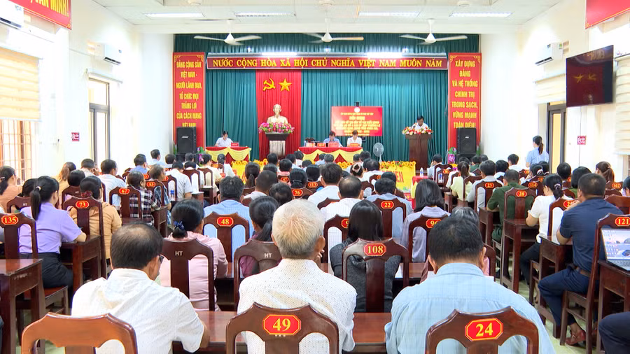 quang-canh-buoi-tiep-xuc-cu-tri.jpg