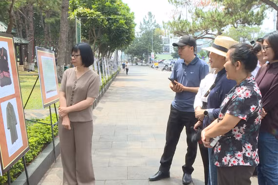 Kiểm tra công tác chuẩn bị tọa đàm Kỷ niệm 80 năm Ngày Bác Hồ gửi thư cho Đại hội DTTS miền Nam tại Pleiku