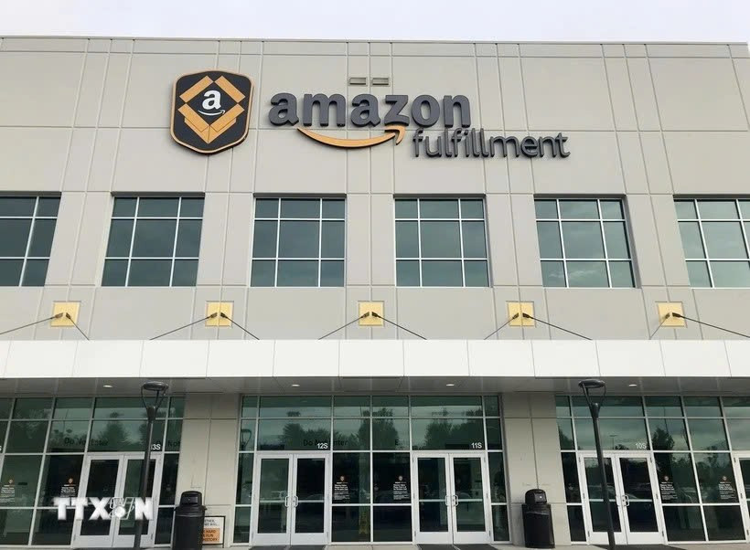 Trung tâm kho vận của Amazon tại Washington, Mỹ. Ảnh: Kyodo/TTXVN z6677758470686-c95cd5ef7489bbad3133f85f8b00e2bf.jpg