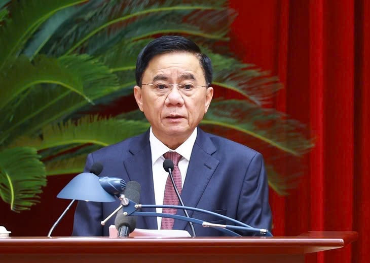 Đồng chí Trần Cẩm Tú-Ủy viên Bộ Chính trị, Thường trực Ban Bí thư. Ảnh: TTXVN Đồng chí Trần Cẩm Tú-Ủy viên Bộ Chính trị, Thường trực Ban Bí thư. Ảnh: TTXVN