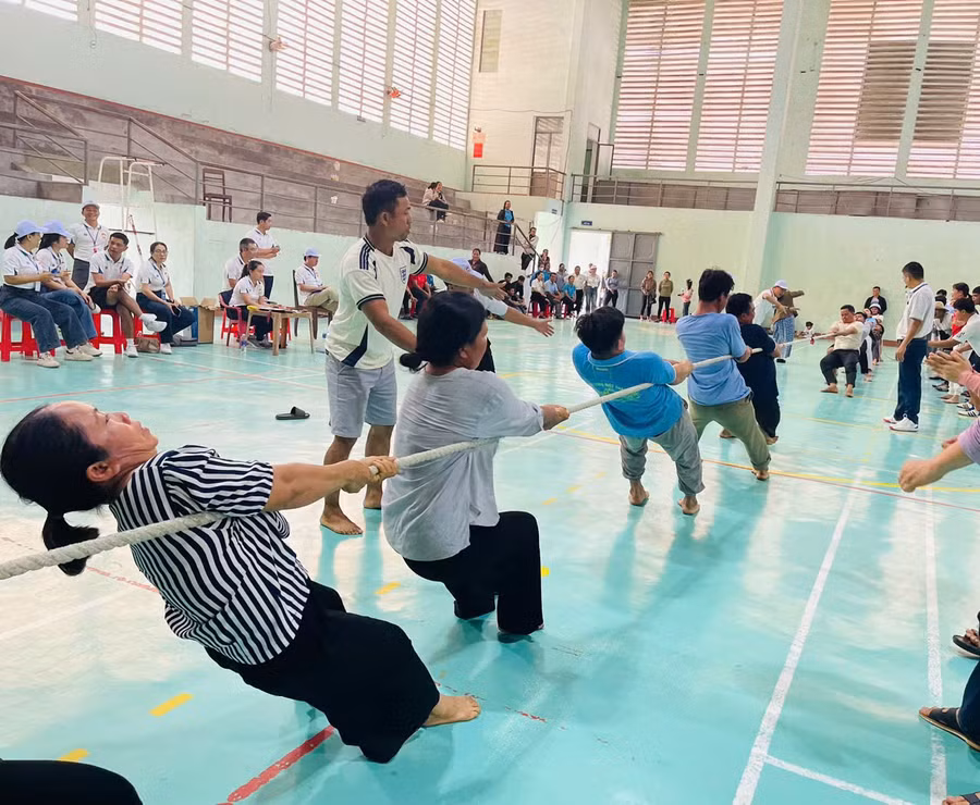 tran-chung-ket-noi-dung-keo-co-giua-2-doi-xa-ia-rbol-va-phuong-cheo-reo-tai-hoi-thao-dai-doan-ket-thi-xa-ayun-pa-lan-thu-iv-dien-ra-gay-can-quyet-liet-anh-vu-chi.jpg