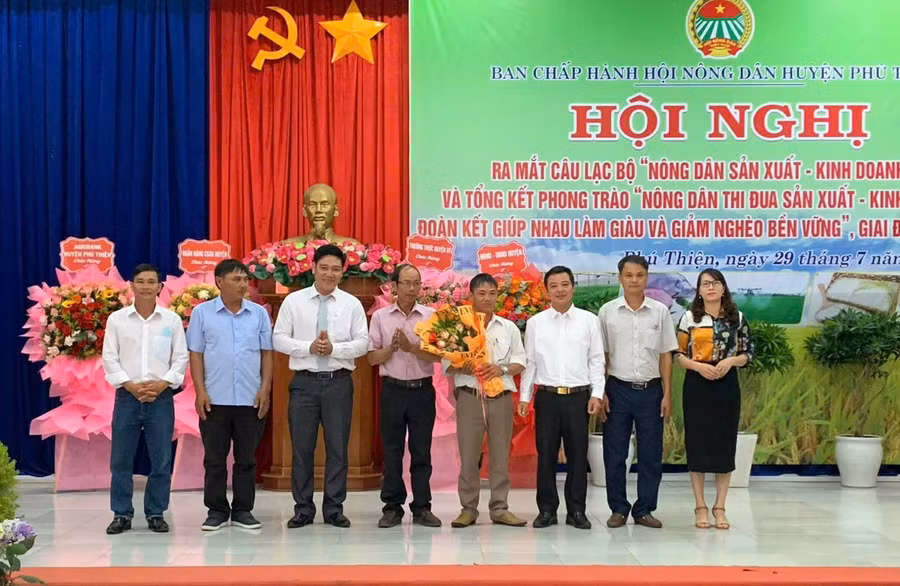 z5902113901196-54dc7bbfca19f6a6c8c25b10ff3e4eac-2998.jpg