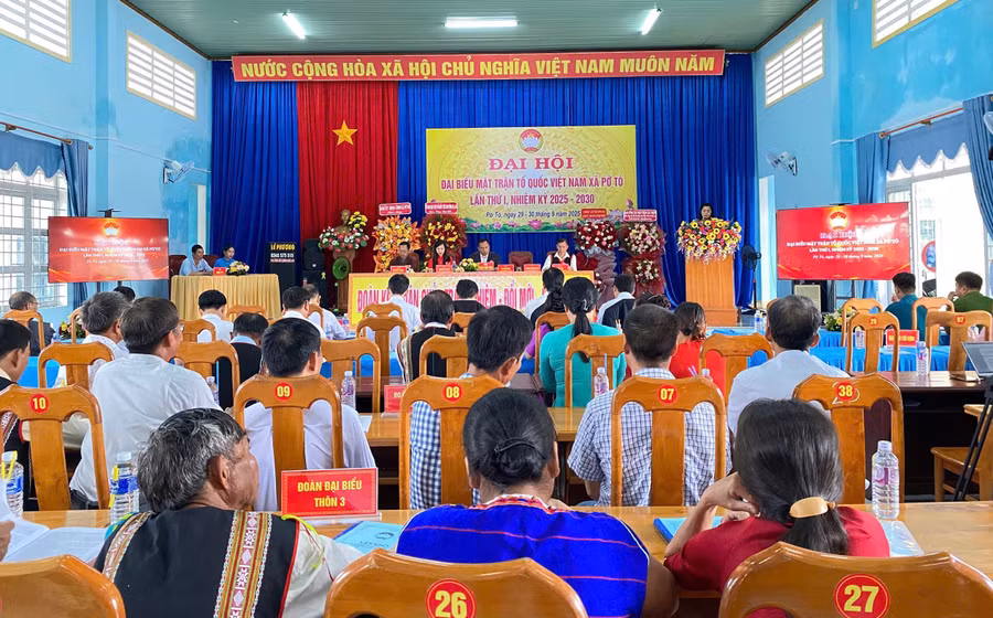 quang-canh-dai-hoi-anh-mai-linh.jpg