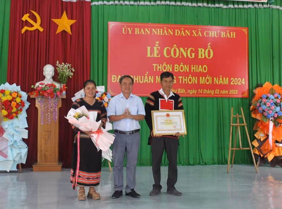 z6317361700052-7584dd1afa131a2e9cdda8b042e52151.jpg