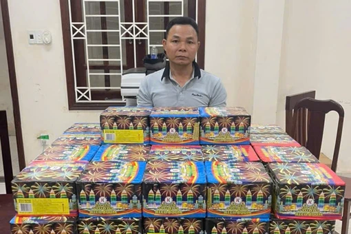 Công an xã Chư Pưh phát hiện vụ mua bán pháo hoa nổ trái phép
