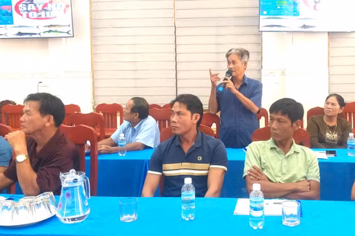 Tập huấn nâng cao nhận thức pháp luật về khai thác thủy sản cho ngư dân