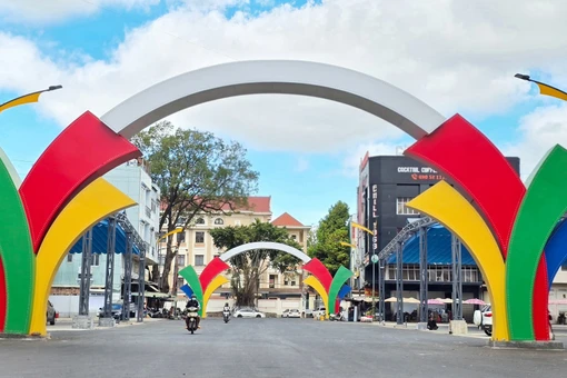 Phường Diên Hồng đấu giá cho thuê 73 mặt bằng Phố ẩm thực - Chợ đêm