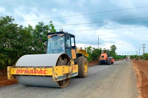 Gia Lai thành lập 3 tổ công tác tháo gỡ vướng mắc trong giải ngân vốn đầu tư công và thu ngân sách