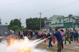 Huấn luyện nghiệp vụ phòng cháy chữa cháy cho các cơ sở kinh doanh huyện Ia Grai