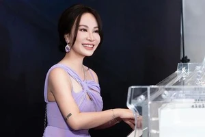 Uyên Linh: Không thể cứ mãi hát theo bản năng