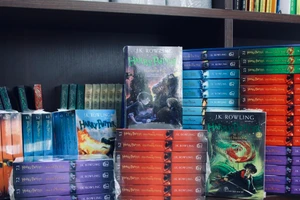 Tác phẩm 'Harry Potter' có thêm phiên bản bỏ túi