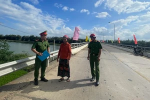 Bình Định: Bắt giữ nghi phạm cướp giật dây chuyền của cụ bà 74 tuổi