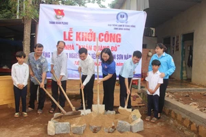 Pleiku: Xây nhà “Khăn quàng đỏ” tặng học sinh nghèo xã Tân Sơn