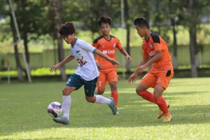 Chia điểm với U15 SHB Đà Nẵng, U15 HAGL xếp thứ nhì bảng C