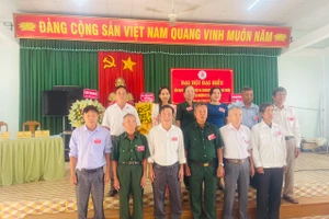 Ban Chấp hành Hội Nạn nhân chất độc da cam huyện Phú Thiện nhiệm kỳ 2023-2028 ra mắt Đại hội. Ảnh: Vũ Chi