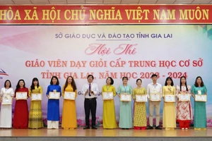 186 giáo viên đạt danh hiệu giáo viên dạy giỏi cấp THCS tỉnh Gia Lai năm học 2023-2024