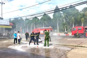 Thực tập phương án chữa cháy và cứu nạn cứu hộ tại huyện Kbang