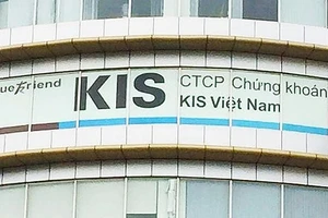 Chứng khoán KIS bị phạt vì cho khách hàng đặt lệnh “khống”