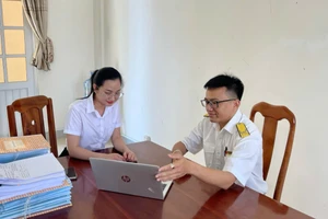 Hộ kinh doanh, cá nhân kinh doanh thương mại điện tử phải kê khai, nộp thuế 