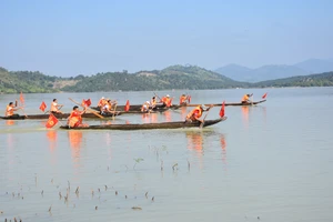 Du lịch vùng biên “cất cánh”