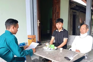 Những thanh niên Krông Pa viết đơn tình nguyện lên đường bảo vệ Tổ quốc