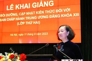 Khai giảng Lớp bồi dưỡng đối với Ủy viên Trung ương Đảng khóa XIII