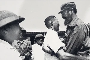 Nửa thế kỷ nặng nghĩa tình - Kỳ 2: Cô con gái nuôi của Fidel