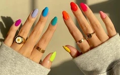 Trước thềm Valentine, phái đẹp đua nhau đi làm nail rực rỡ nhiều màu 