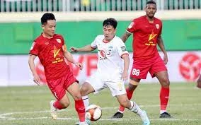 Highlights CLB HAGL 0-0 CLB Hà Tĩnh: Đội của bầu Đức có điểm số đầu tiên