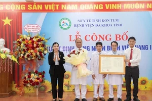 Bệnh viện đa khoa tỉnh Kon Tum được công nhận là bệnh viện hạng 1