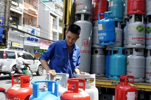 Giá gas trong nước tiếp tục tăng