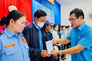 Liên đoàn Lao động TP. Pleiku quan tâm phát triển đoàn viên khu vực doanh nghiệp ngoài nhà nước 