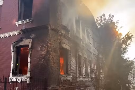 Hiện trường vụ trường cao đẳng nghề ở Lugansk bị tấn công ngày 22-5. Ảnh: RT