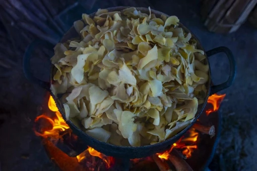 Ngăn ký ức số 2: Nhớ mùi mứt cháy thơm lòng