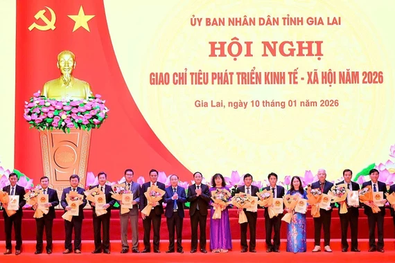 Hội nghị quán triệt tinh thần tăng tốc bứt phá thực hiện các nhiệm vụ phát triển kinh tế - xã hội năm 2026, áp dụng nguyên tắc 6 rõ trong điều hành.